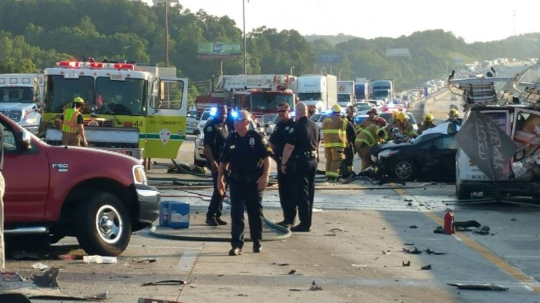 Tragic Chattanooga Tennessee Nine Vehicle Crash Kills Six